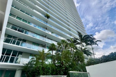 Copropriété à vendre à Miami, Floride: 1 chambre № 1967123 - photo 1