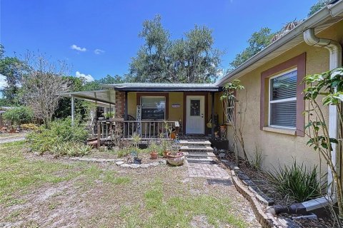House in Fish Hawk, Florida 2 bedrooms, 198.53 sq.m. № 1736461 - photo 6
