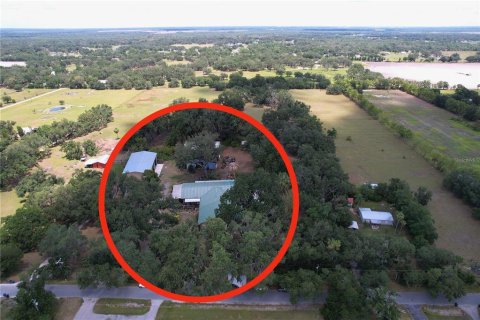 House in Fish Hawk, Florida 2 bedrooms, 198.53 sq.m. № 1736461 - photo 17