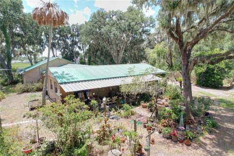 House in Fish Hawk, Florida 2 bedrooms, 198.53 sq.m. № 1736461 - photo 9