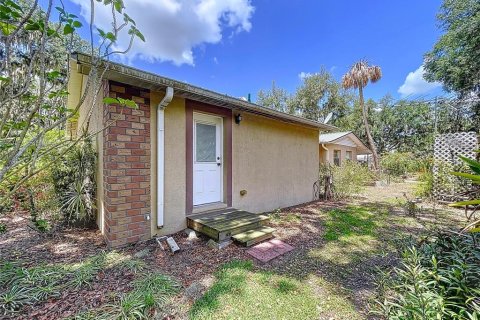 House in Fish Hawk, Florida 2 bedrooms, 198.53 sq.m. № 1736461 - photo 8