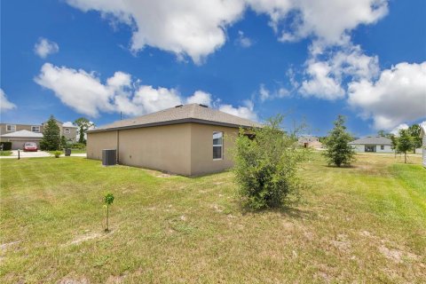 House in Kissimmee, Florida 3 bedrooms, 128.48 sq.m. № 1919536 - photo 21