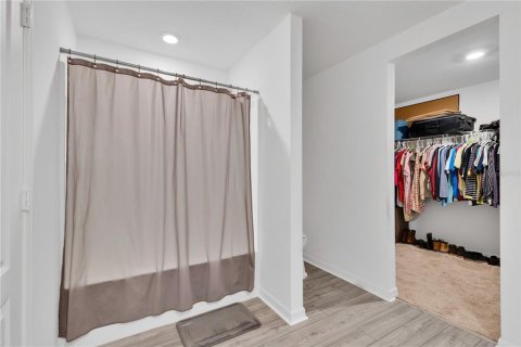 House in Kissimmee, Florida 3 bedrooms, 128.48 sq.m. № 1919536 - photo 13