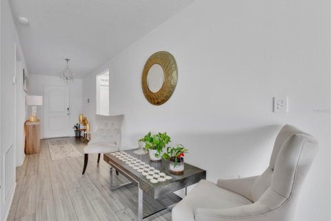 House in Kissimmee, Florida 3 bedrooms, 128.48 sq.m. № 1919536 - photo 3