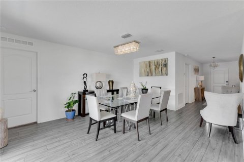 House in Kissimmee, Florida 3 bedrooms, 128.48 sq.m. № 1919536 - photo 4