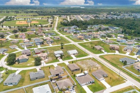 House in Kissimmee, Florida 3 bedrooms, 128.48 sq.m. № 1919536 - photo 30