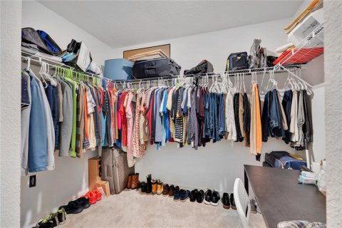 House in Kissimmee, Florida 3 bedrooms, 128.48 sq.m. № 1919536 - photo 14