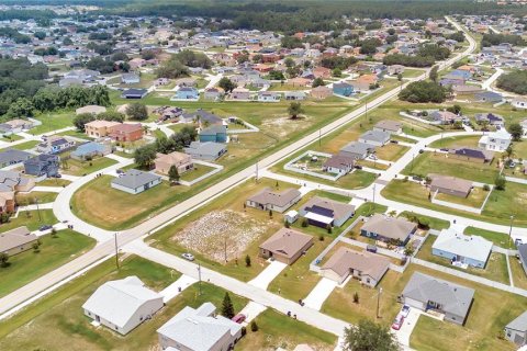 House in Kissimmee, Florida 3 bedrooms, 128.48 sq.m. № 1919536 - photo 29