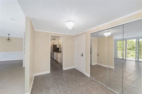 Condo in Gainesville, Florida, 4 bedrooms  № 1362879 - photo 15