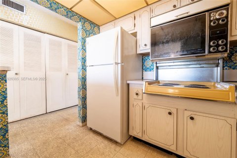 Купить кондоминиум в Норт-Майами, Флорида 1 спальня, 69.68м2, № 2055070 - фото 15