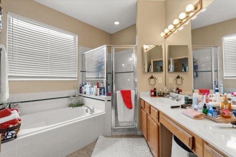 Casa en venta en Orlando, Florida, 4 dormitorios, 293.76 m2 № 1888561 - foto 18