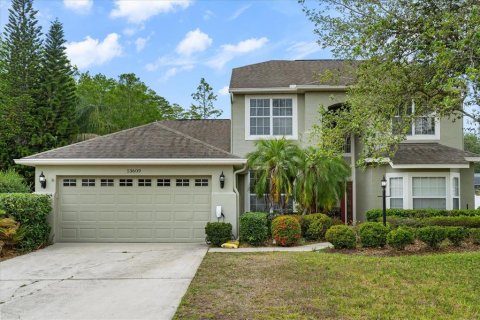 Casa en venta en Orlando, Florida, 4 dormitorios, 293.76 m2 № 1888561 - foto 1
