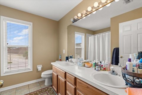 Casa en venta en Orlando, Florida, 4 dormitorios, 293.76 m2 № 1888561 - foto 22