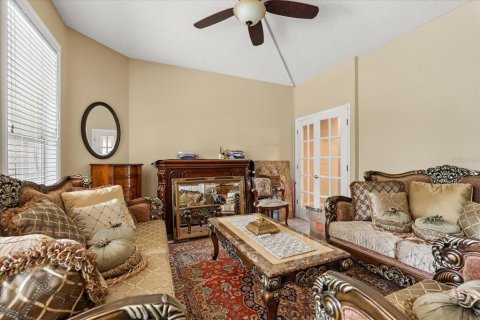 Casa en venta en Orlando, Florida, 4 dormitorios, 293.76 m2 № 1888561 - foto 11