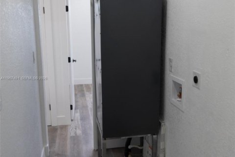 Снять в аренду виллу или дом в Майами, Флорида 4 спальни, 140.93м2, № 2029675 - фото 23