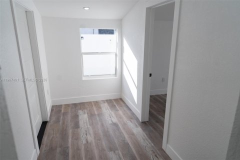 Снять в аренду виллу или дом в Майами, Флорида 4 спальни, 140.93м2, № 2029675 - фото 18