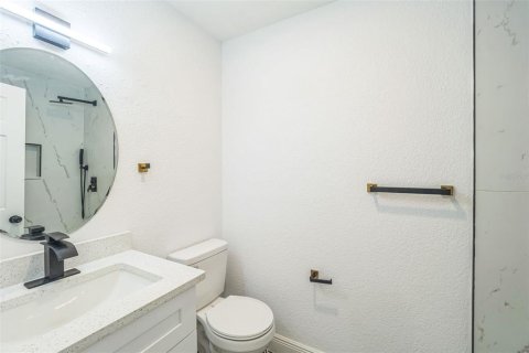 House in Fruitland Park, Florida 4 bedrooms, 141.03 sq.m. № 1825313 - photo 5
