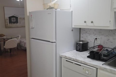 Copropriété à louer à Hallandale Beach, Floride: 1 chambre, 80.82 m2 № 2429708 - photo 19