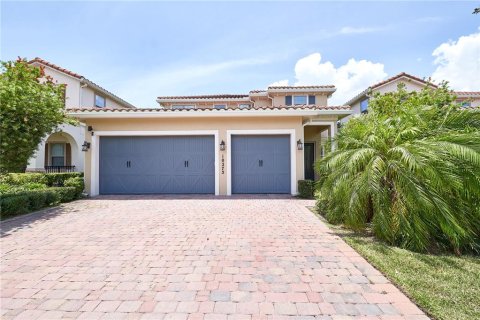 Villa ou maison à vendre à Orlando, Floride: 4 chambres, 235.88 m2 № 1796859 - photo 1