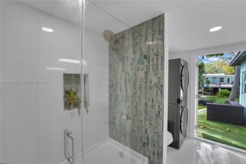 Снять в аренду виллу или дом в Форт-Лодердейл, Флорида 2 спальни, 169.36м2, № 2064168 - фото 25