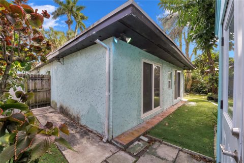 Снять в аренду виллу или дом в Форт-Лодердейл, Флорида 2 спальни, 169.36м2, № 2064168 - фото 28