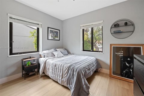 Купить виллу или дом в Майами-Спрингс, Флорида 3 спальни, 130.9м2, № 2066803 - фото 21