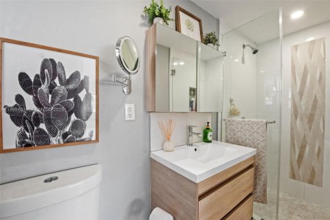 Купить виллу или дом в Майами-Спрингс, Флорида 3 спальни, 130.9м2, № 2066803 - фото 20