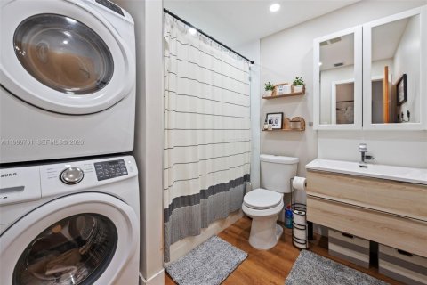 Купить виллу или дом в Майами-Спрингс, Флорида 3 спальни, 130.9м2, № 2066803 - фото 23