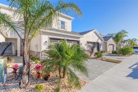 Touwnhouse à vendre à New Smyrna Beach, Floride: 4 chambres, 193.79 m2 № 2330558 - photo 14