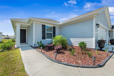 House in Palm Coast, Florida 3 bedrooms, 127.93 sq.m. № 1659915 - photo 3