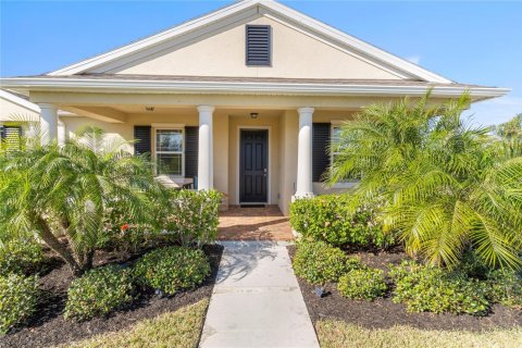 House in Vero Beach, Florida 3 bedrooms, 160.63 sq.m. № 2083168 - photo 2