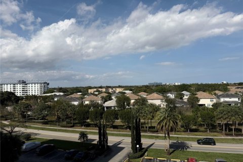 Condominio en venta en Hollywood, Florida, 1 dormitorio, 78.41 m2 № 2030660 - foto 18