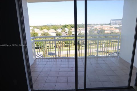 Condominio en venta en Hollywood, Florida, 1 dormitorio, 78.41 m2 № 2030660 - foto 12