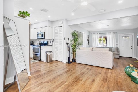 Купить виллу или дом в Помпано-Бич, Флорида 3 спальни, 113.34м2, № 2154711 - фото 12
