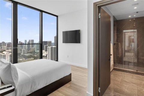 Condo in Miami, Florida, 2 bedrooms  № 2188718 - photo 8