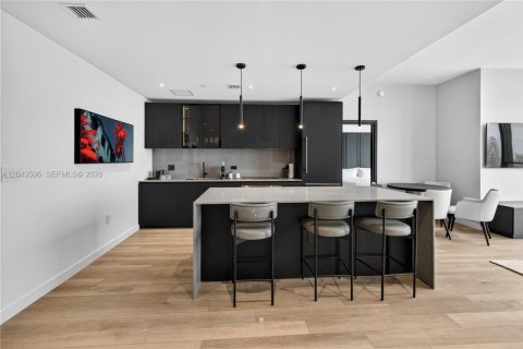 Condo in Miami, Florida, 2 bedrooms № 2188718