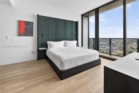 Condo in Miami, Florida, 2 bedrooms  № 2188718 - photo 13