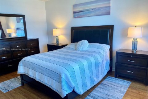 Copropriété à louer à Hollywood, Floride: 1 chambre, 77.57 m2 № 1872288 - photo 2