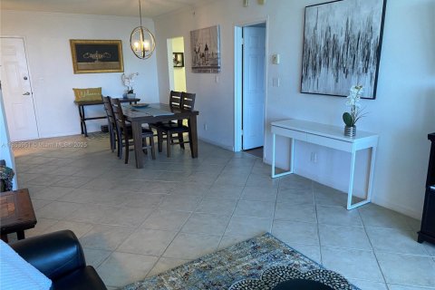 Copropriété à louer à Hollywood, Floride: 1 chambre, 77.57 m2 № 1872288 - photo 20