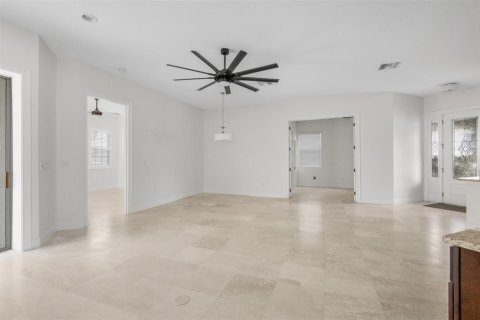 Villa ou maison à vendre à Homosassa, Floride: 3 chambres, 177.72 m2 № 1447439 - photo 11