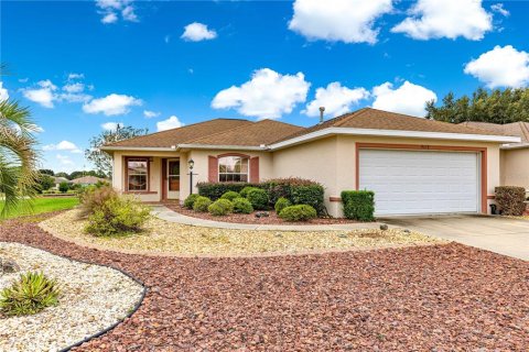 Villa ou maison à Ocala, Floride 2 chambres, 139.73 m2 № 2134748