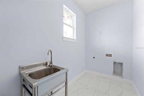 Купить виллу или дом в Тампа, Флорида 8 комнат, 192.59м2, № 1258471 - фото 20