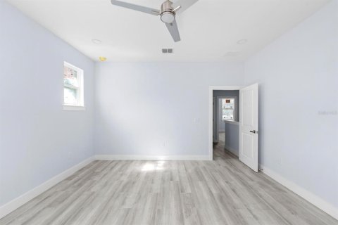 Купить виллу или дом в Тампа, Флорида 8 комнат, 192.59м2, № 1258471 - фото 19