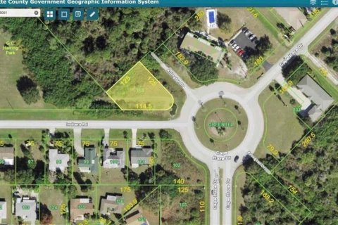 Terreno en venta en Rotonda, Florida № 1734237 - foto 1