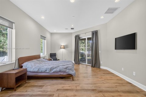 House in Jupiter, Florida 4 bedrooms, 300.17 sq.m. № 1967382 - photo 26