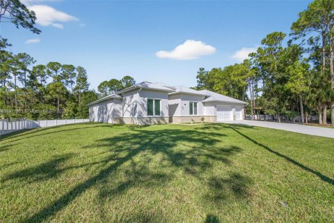 House in Jupiter, Florida 4 bedrooms, 300.17 sq.m. № 1967382 - photo 2