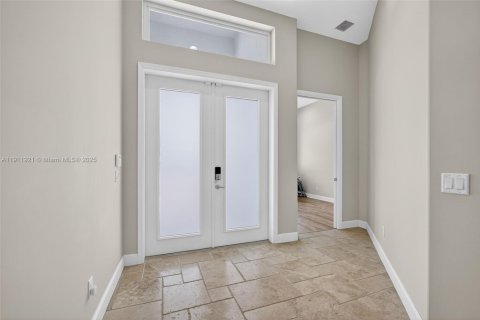 House in Jupiter, Florida 4 bedrooms, 300.17 sq.m. № 1967382 - photo 10