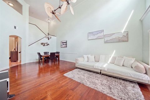 Touwnhouse à vendre à Orlando, Floride: 3 chambres, 208.47 m2 № 2361287 - photo 20