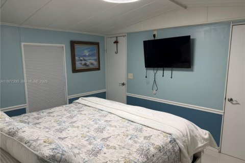 Apartment in Tavernier, Florida 2 bedrooms, 78.04 sq.m. № 2066875 - photo 14