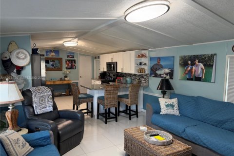 Apartment in Tavernier, Florida 2 bedrooms, 78.04 sq.m. № 2066875 - photo 11